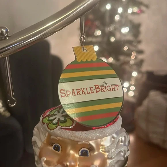 Santa Ornament with darling face! 🎅🏼 - Picture 6 of 7